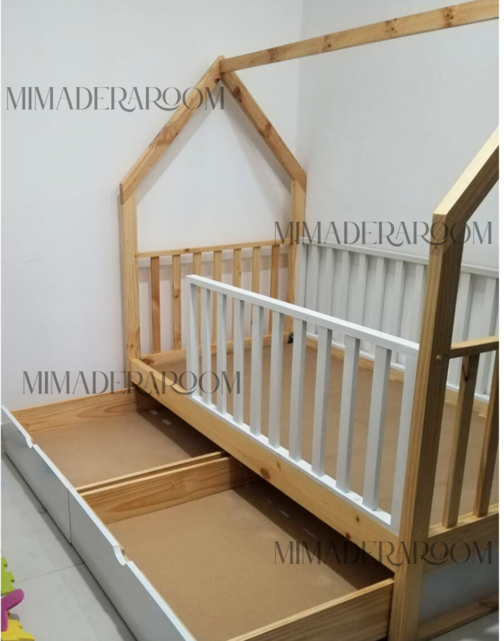 Cama casita nido con barandas