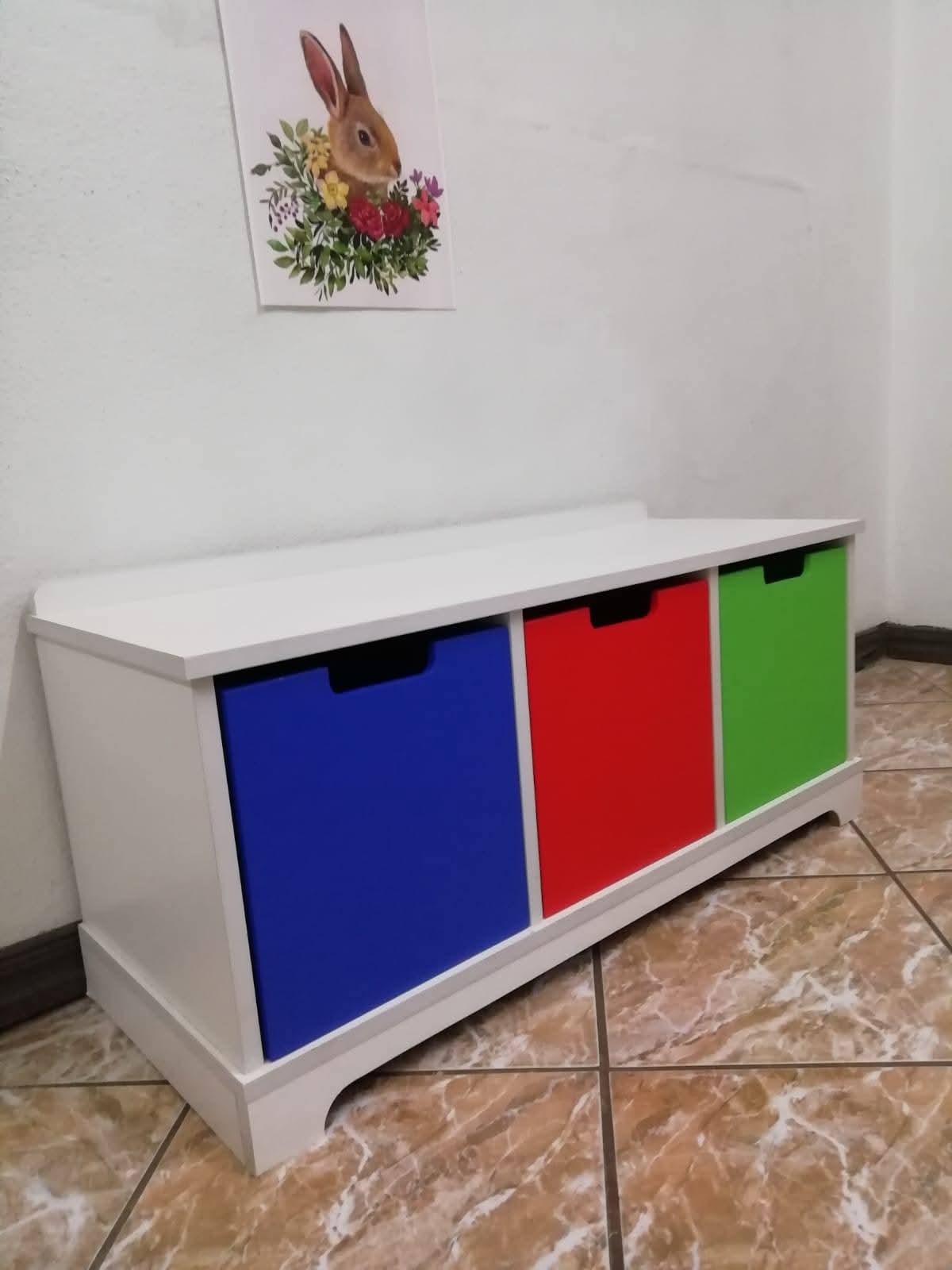 Banca con almacenamiento